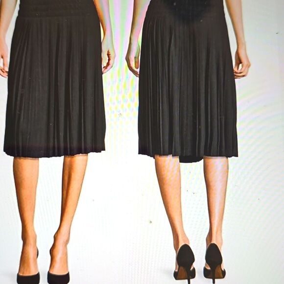 Joan Vass Pleated Knee-Length Black Skirt NWT size 3= 16 - Picture 1 of 10